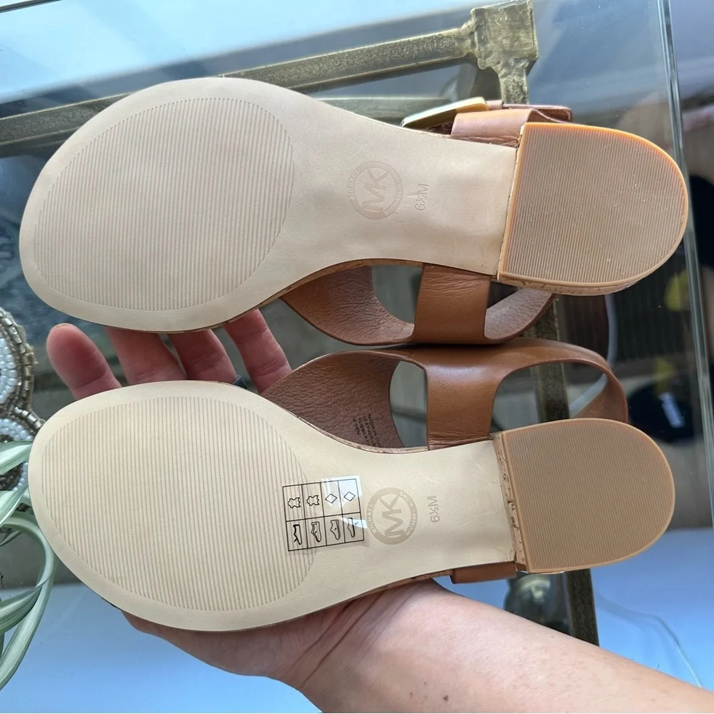 Michael Kors Leather top brand new sandals - Picture 11 of 14